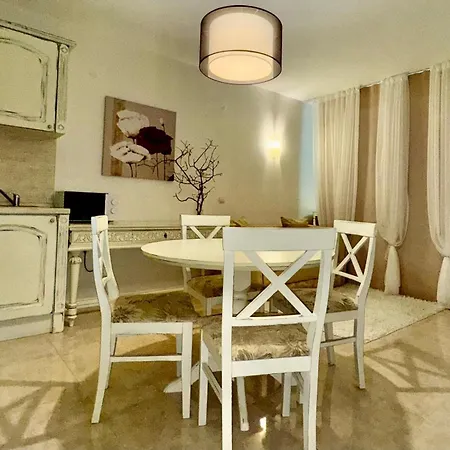 Luxury Coastal Dreams