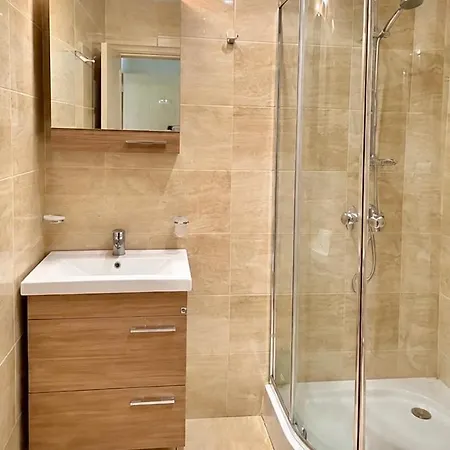 Luxury Coastal Dreams דירה
