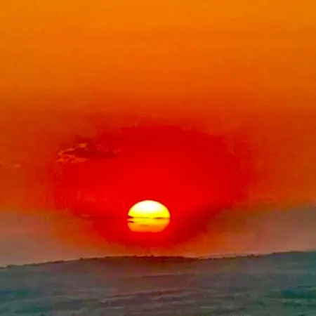 Luxury Coastal Dreams דירה *